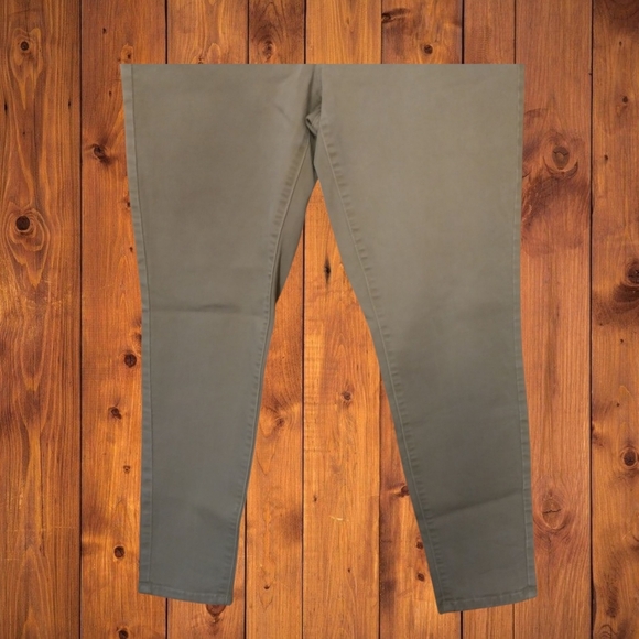 Mossimo Denim Women's Size 14/32 Short Beige Mid-Rise Jeggings Super Stretch - Picture 3 of 4